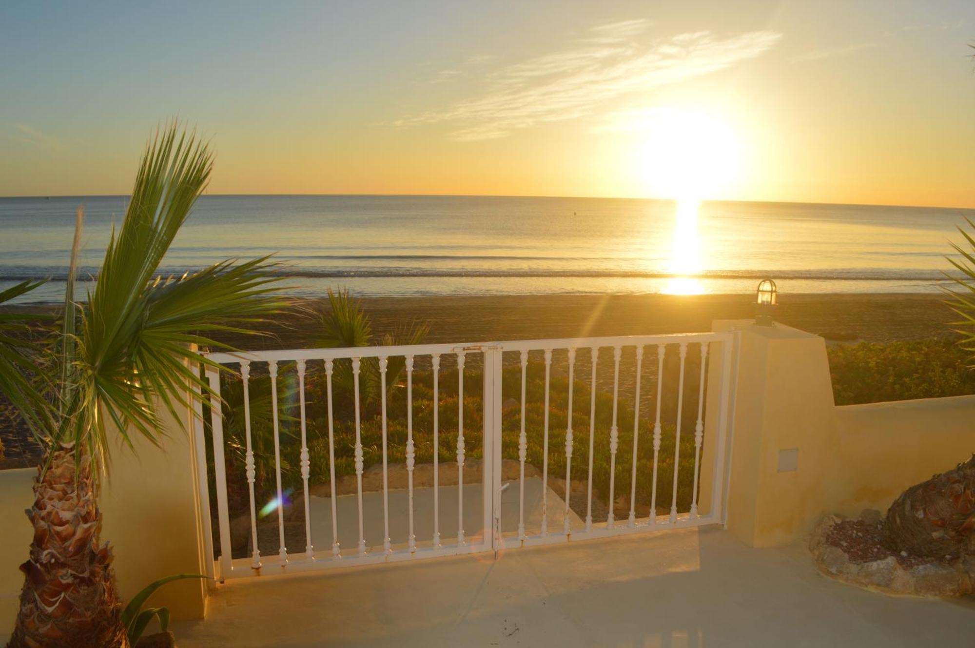 Excepcional Apartamento Loft A Pie De Playa En Chalet Roquetes Alicante Luaran gambar