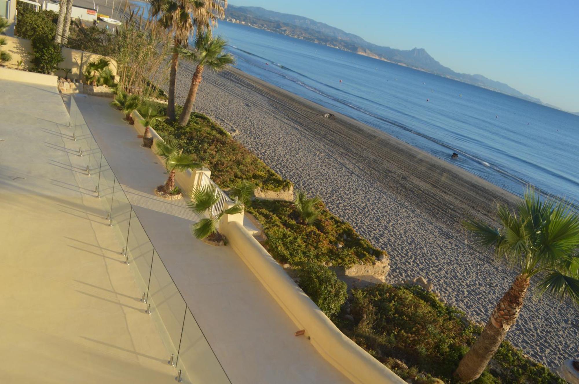 Excepcional Apartamento Loft A Pie De Playa En Chalet Roquetes Alicante Luaran gambar