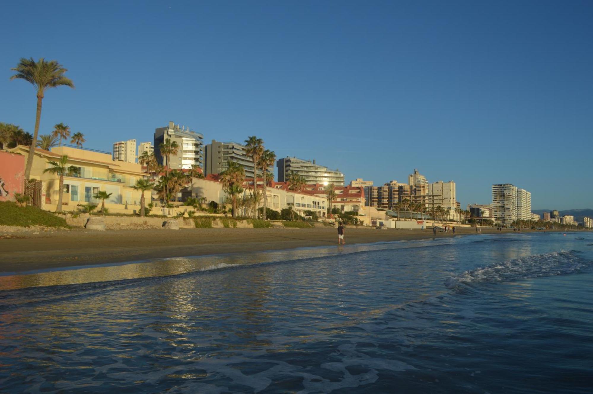 Excepcional Apartamento Loft A Pie De Playa En Chalet Roquetes Alicante Luaran gambar