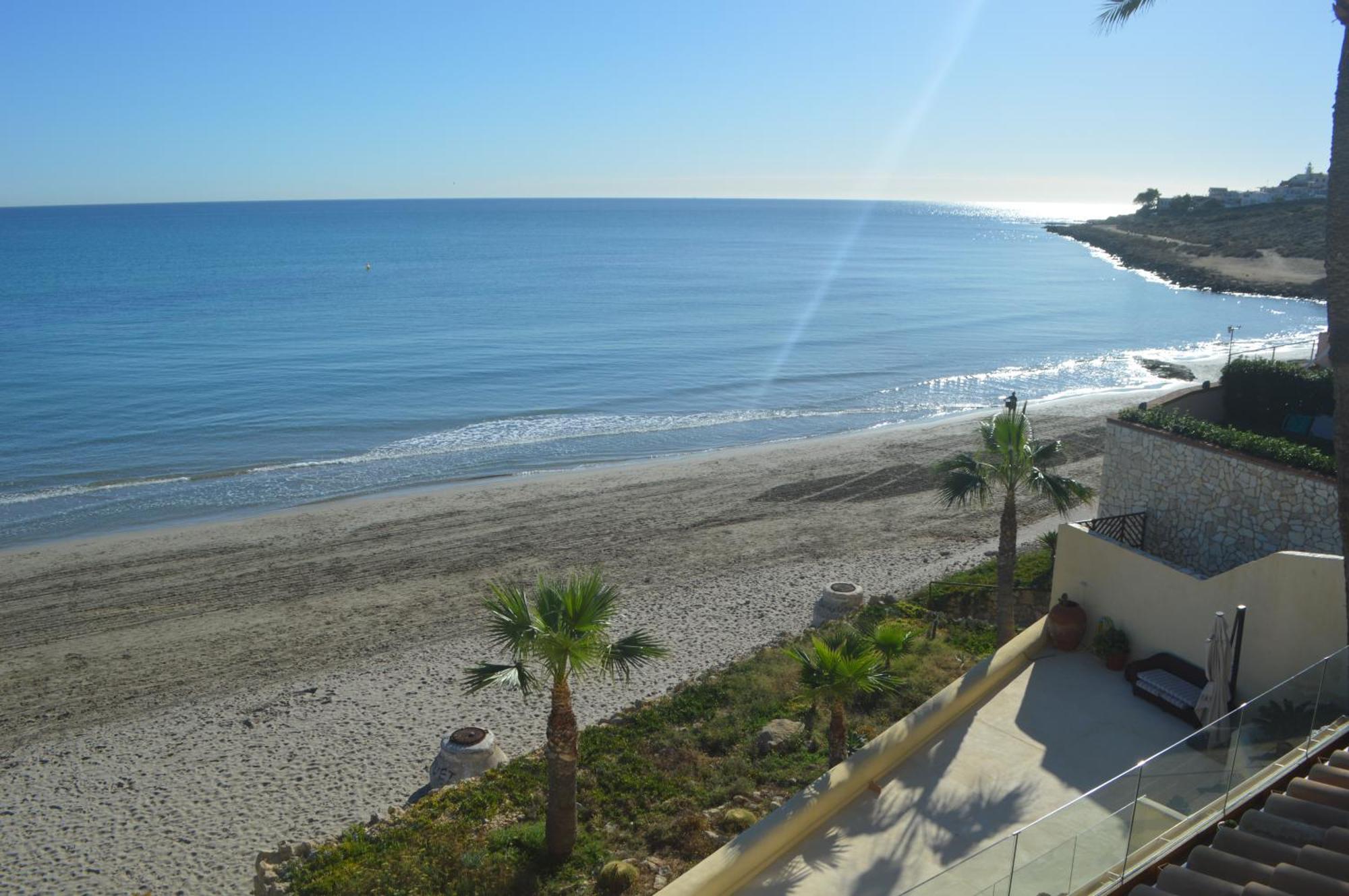 Excepcional Apartamento Loft A Pie De Playa En Chalet Roquetes Alicante Luaran gambar